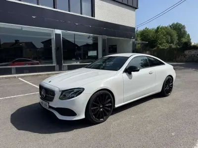 Usado Mercedes E220 194 CV (142 kW) 2017 Blanco Coupe