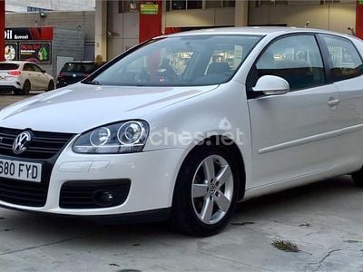 Usado VW Golf V GT 140 CV (102 kW) 2007 Blanco Berlina