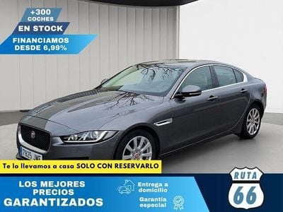 Usado Jaguar XE Prestige 180 CV (132 kW) 2015 Gris / plata Berlina