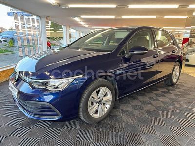 Usado VW Golf VIII Life 115 CV (84 kW) 2021 Azul Berlina