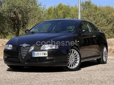 Usado Alfa Romeo GT Distinctive 150 CV (110 kW) 2006 Negro Coupe