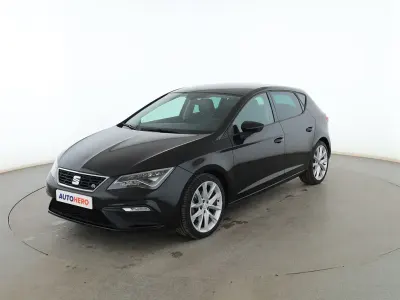 Usado Seat Leon FR 125 CV (91 kW) 2018 Negro Berlina