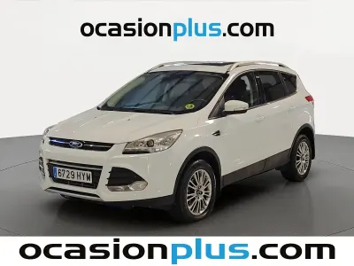 Usado Ford Kuga Titanium 140 CV (102 kW) 2014 Blanco SUV