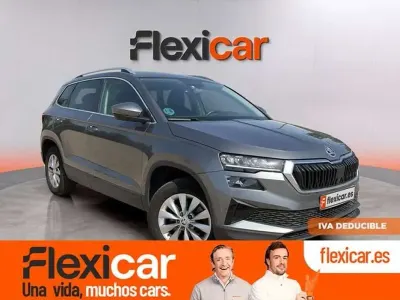 Usado Skoda Karoq Ambition 150 CV (110 kW) 2022 Gris SUV