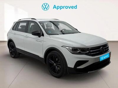 Begagnad VW Tiguan Sport 150 HK (110 kW) 2022 Vit SUV