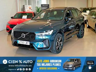 Usado Volvo XC60 R-Design 350 CV (257 kW) 2022 Gris / plata SUV