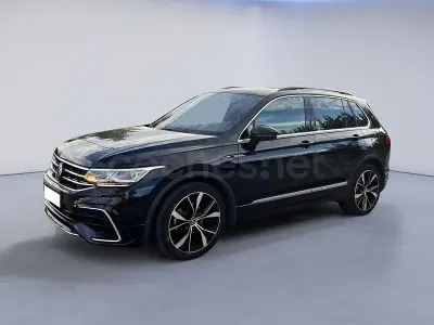 Usado VW Tiguan R-line 150 CV (110 kW) 2022 Negro SUV