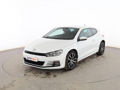 Begagnad VW Scirocco R-line BlueMotion 150 HK (110 kW) 2017 Vit Sportkupé
