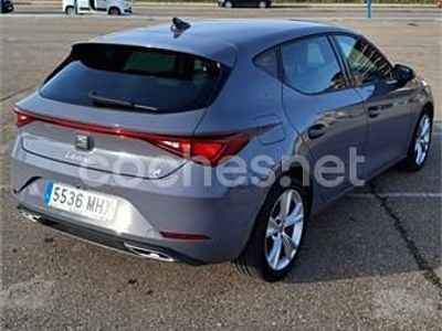 Gris / plata Usado 2023 Seat Leon FR Berlina | 23.000 € (Un poco caro)