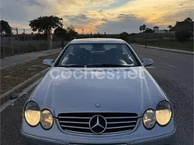 Käytetty Mercedes CLK270
