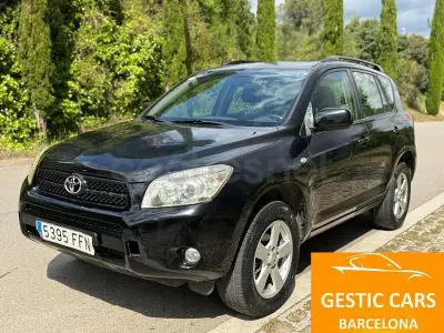 Begagnad Toyota RAV4