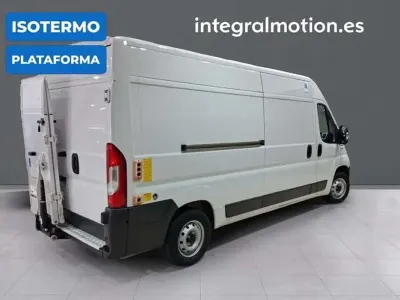 Usado Fiat Ducato 140 CV (102 kW) 2021 Blanco Van