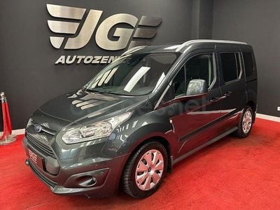 Usado Ford Tourneo Connect Titanium 120 CV (88 kW) 2017 Gris / plata Monovolumen
