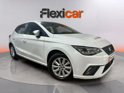 Usado Seat Ibiza Style 110 CV (80 kW) 2023 Blanco Utilitario