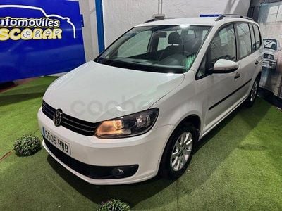 Usado VW Touran Advance 105 CV (77 kW) 2014 Blanco Monovolumen
