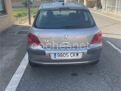 Peugeot 307