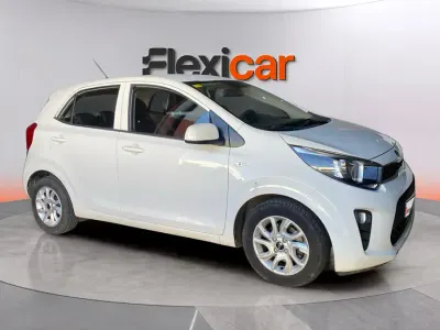 Usado Kia Picanto Comfort 67 CV (49 kW) 2020 Beige Utilitario