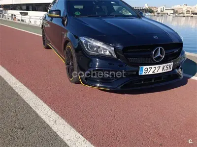 Usado Mercedes CLA45 AMG Shooting Brake 381 CV (280 kW) 2018 Negro Familiar