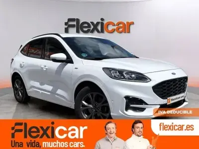 Usado Ford Kuga ST-Line 150 CV (110 kW) 2022 Blanco SUV