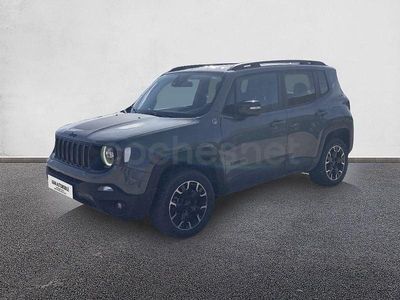 Usado Jeep Renegade Trailhawk 240 CV (176 kW) 2022 Gris / plata SUV