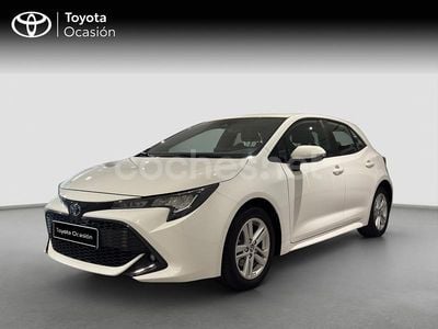 Blanco Usado 2022 Toyota Corolla Active Berlina | 21.900 € (Un poco caro)