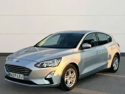 Usado Ford Focus Trend+ 125 CV (91 kW) 2021 Gris