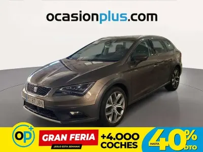 Usado Seat Leon 4Drive 150 CV (110 kW) 2014 Marrón SUV