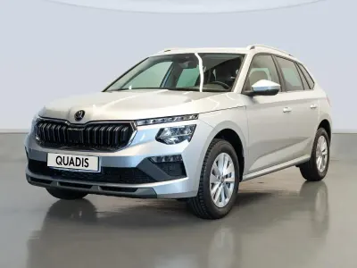 Usado Skoda Kamiq Selection 116 CV (85 kW) 2025 Gris plata SUV