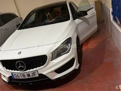Usado Mercedes CLA250 AMG line 211 CV (155 kW) 2014 Blanco Berlina