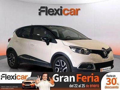 Usado Renault Captur Intens 120 CV (88 kW) 2016 Beige SUV