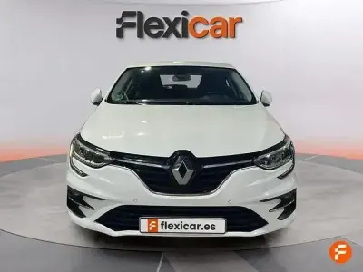 Usado Renault Mégane II Intens 115 CV (84 kW) 2022 Blanco Berlina
