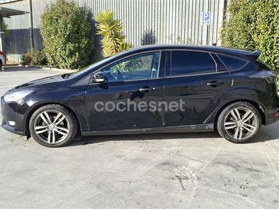 Negro Usado 2016 Ford Focus Berlina | 9500 € (Precio justo)
