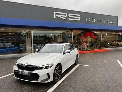 Blanco Usado 2025 BMW 330e Comfort Edition Berlina | 51.990 €