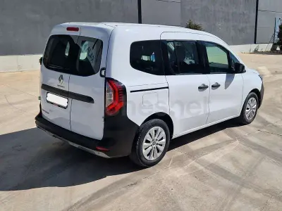 Usado Renault Kangoo Edition One 95 CV (69 kW) 2022 Blanco Monovolumen
