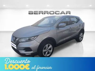 Usado Nissan Qashqai Acenta 115 CV (84 kW) 2020 Gris SUV