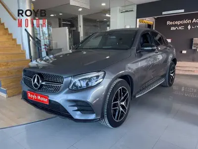 Usado Mercedes GLC250 AMG line 204 CV (150 kW) 2019 Blanco SUV