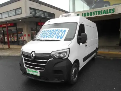 Usado Renault Master 135 CV (99 kW) 2022 Blanco Monovolumen