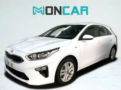 Usado Kia Ceed 120 CV (88 kW) 2019 Blanco Utilitario