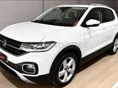 Usado VW T-Cross Sportline 110 CV (80 kW) 2023 Blanco SUV