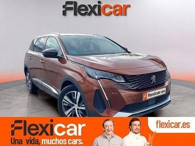 Usado Peugeot 5008 Allure 130 CV (95 kW) 2022 Naranja SUV