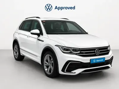 Usado VW Tiguan R-line 150 CV (110 kW) 2021 Blanco SUV