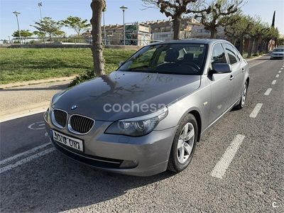 Usado BMW 525 177 CV (130 kW) 2007 Gris / plata Berlina