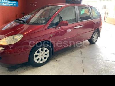 Granate Usado 2006 Peugeot 807 Monovolumen | 7499 € (Caro)