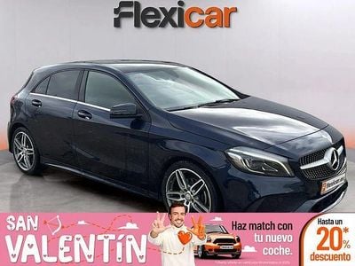 Usado Mercedes A180 AMG line 109 CV (80 kW) 2017 Azul