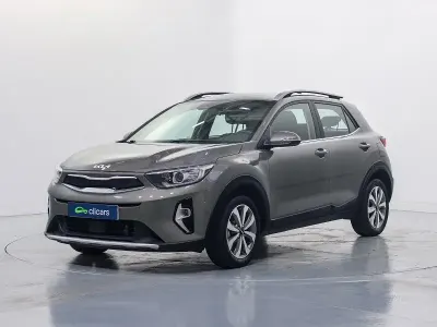 Usado Kia Stonic 120 CV (88 kW) 2023 SUV