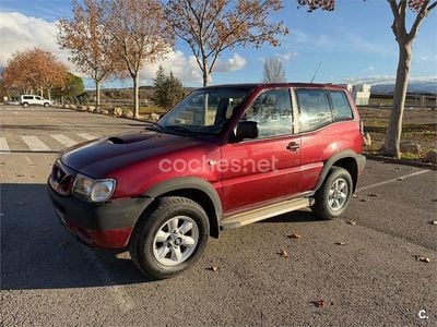 Granate Usado 2000 Nissan Terrano Comfort SUV | 6500 € (Buen precio)