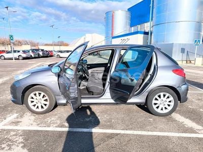 Gris / plata Usado 2009 Peugeot 206+ Utilitario | 2990 € (Buen precio)