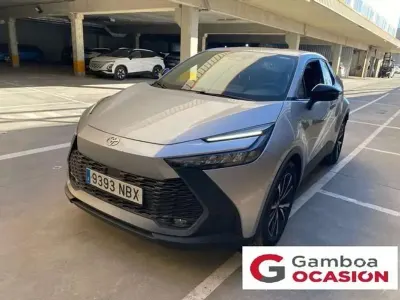 Usado Toyota C-HR Advance 141 CV (103 kW) 2025 Gris SUV