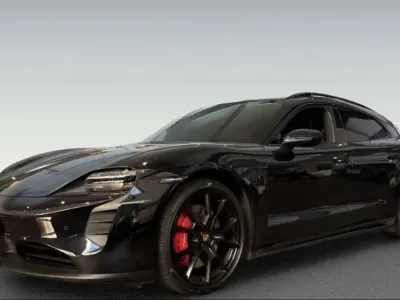 Usado Porsche Taycan GTS Sport Turismo 439 kW (598 CV) 2024 Negro Familiar