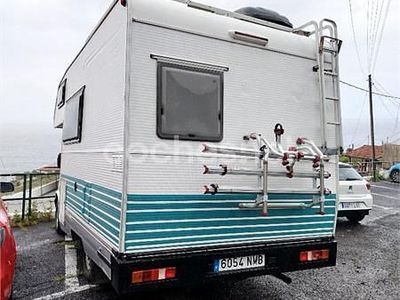 Usado Ford Transit 100 CV (73 kW) 1998 Blanco Familiar